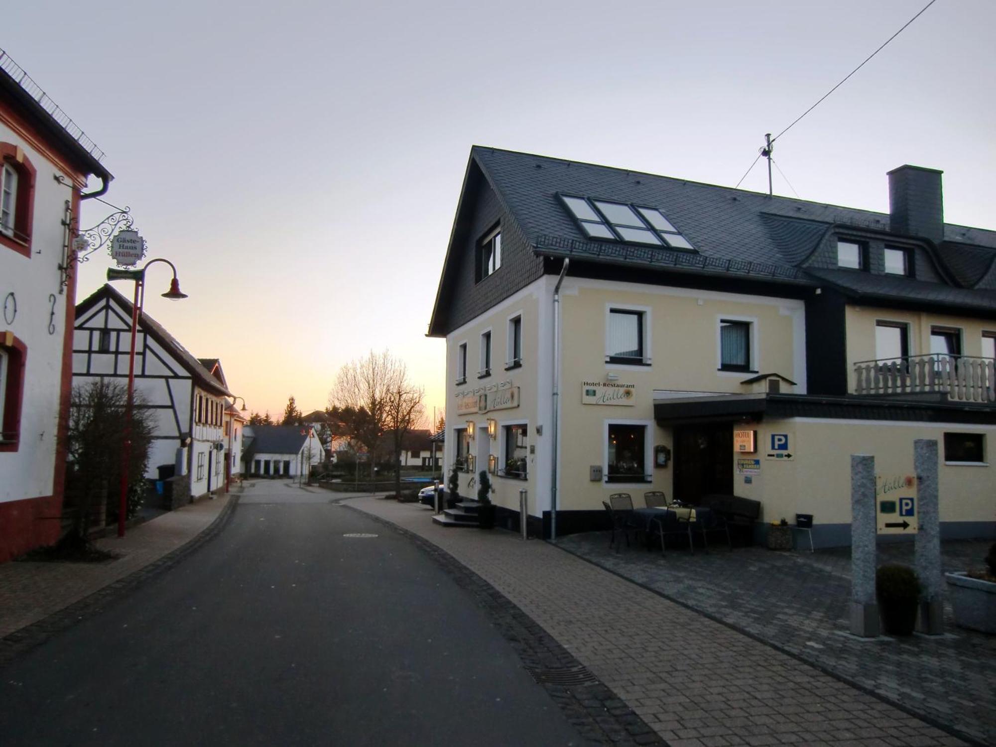 Hotel & Restaurant Huellen Barweiler Екстер'єр фото