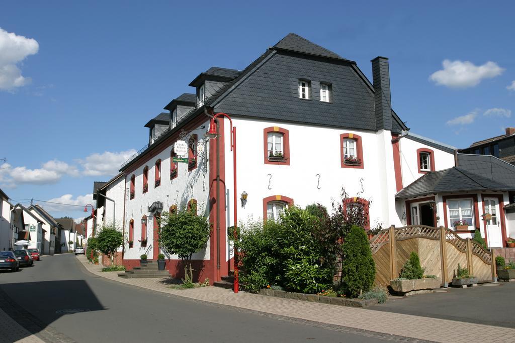Hotel & Restaurant Huellen Barweiler Екстер'єр фото