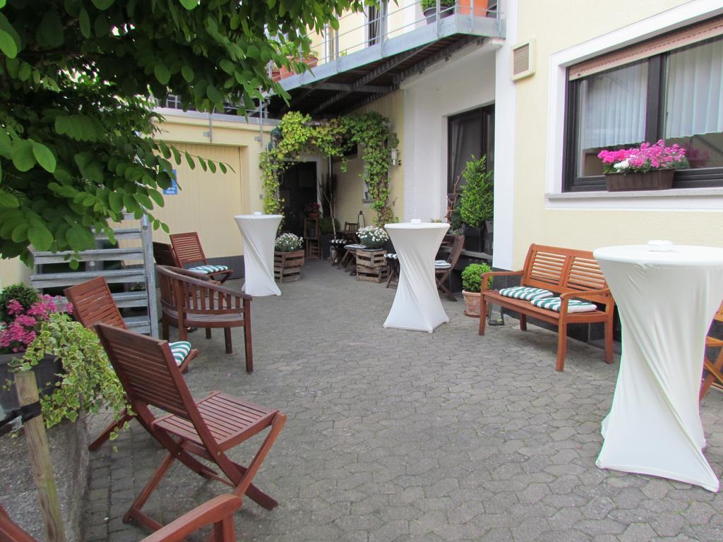 Hotel & Restaurant Huellen Barweiler Екстер'єр фото