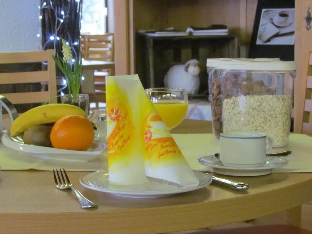 Hotel & Restaurant Huellen Barweiler Екстер'єр фото